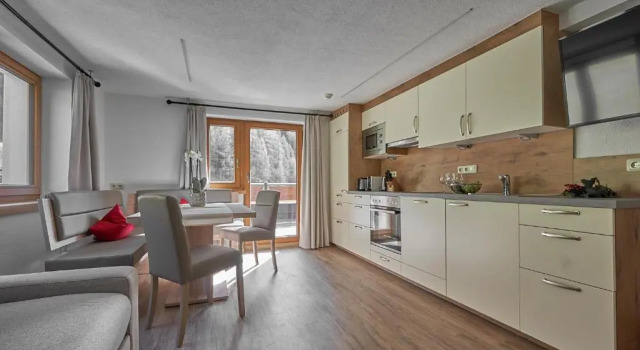 Апартаменты Hotel Garni Schönblick