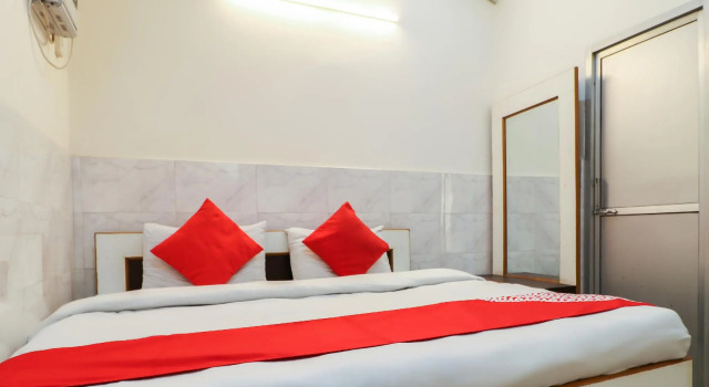 OYO 11762 Trimurti Guest House, Rezervovat Penzión Haridvár Uttarakhand