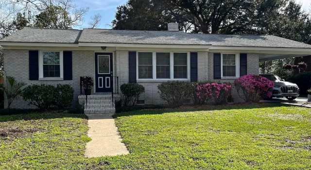 The West Ashley Bungalow Home, Забронировать Отель West of the Ashley Charleston Area