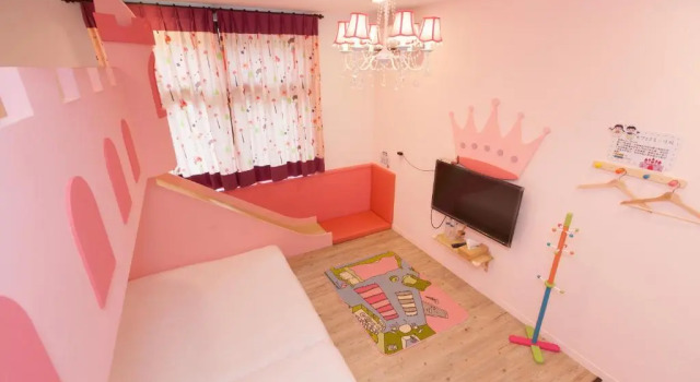 Четырёхместный номер Luxury Dream Out of Eggs and Children