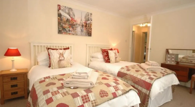 Lazy Meadow, Book Hotel Hoteller i Emsworth med parkering, Parkering