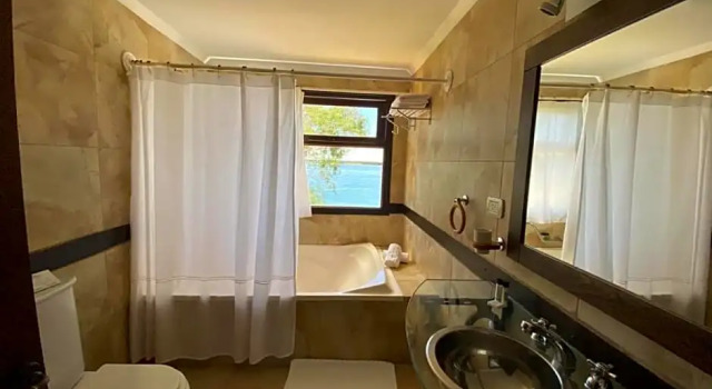 Номер Deluxe Howard Johnson Express Inn Ituzaingo