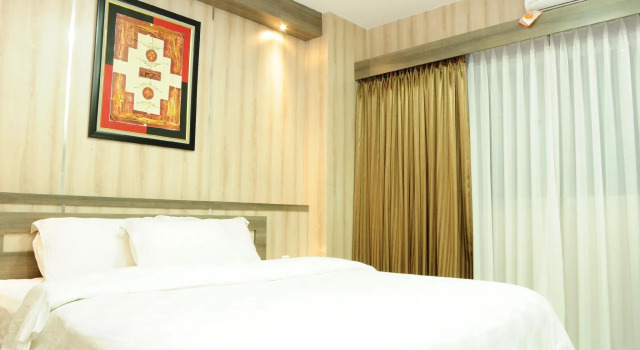 Graha SUMSEL, Book Hotel Gambir Jakarta