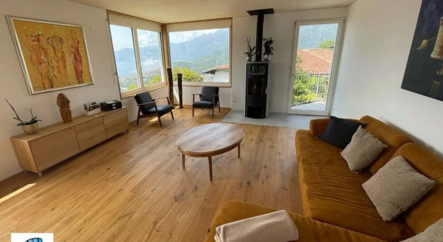 Casa Teatro Panoramico 5 Star Holiday House, Забронировать Дом для отпуска Коттеджи Локарно, рядом с Funivia Orselina - Cardada, Коттедж