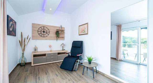 Amazing Apartment in Zaton Veliki With Wifi and 4 Bedrooms, Забронировать Апартаменты/квартира Отели Региона Дубровника с парковкой, Парковка