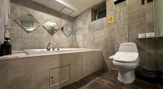 Одноместный полулюкс Hip Hotel
