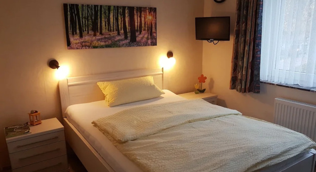 Dat lütte Heidehotel Funk - Garni, Réserver Hôtel Bispingen Luneburg Heath
