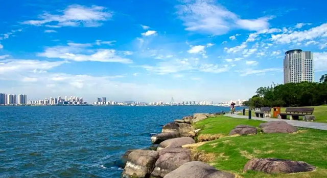 Двухместный номер Deluxe Jinji Lake Grand Hotel
