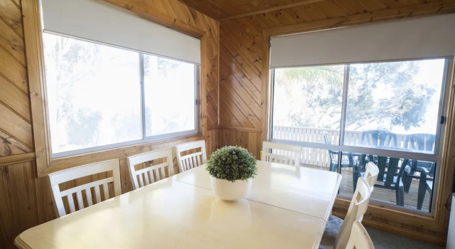 Семейный коттедж с 4 комнатами Mundic Waterfront Cottages