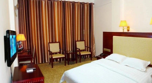 Beihai Guixin Hotel (Beihai Old Street Underwater World Branch)(北海桂新大酒店（北海老街海底世界店）)