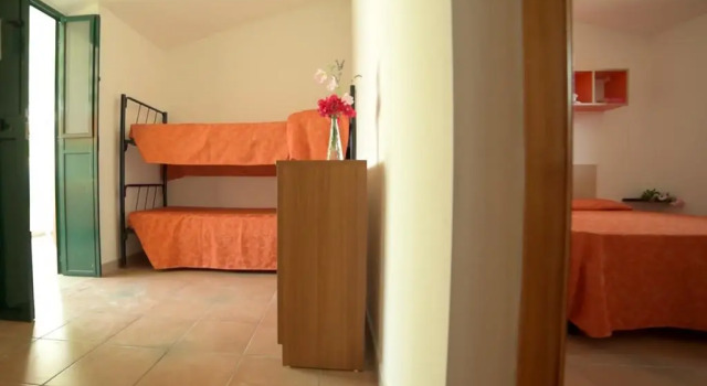 Leonardo Casa Vacanze, Book Hotel Mattinata Foresta Umbra