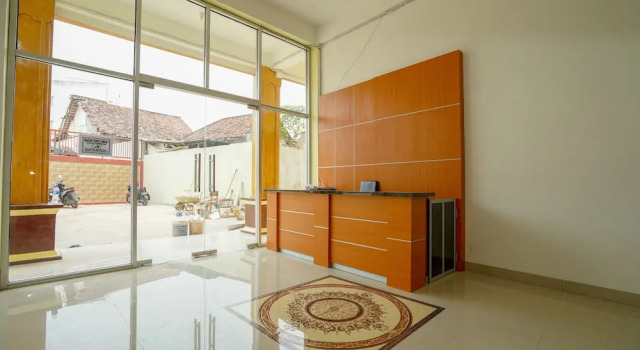 Miracle Homestay by OYO Rooms, Prenota Hotel Palembang Sumatra