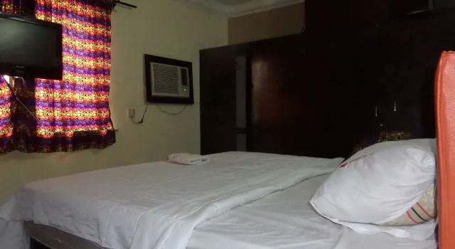 Ikeja Budget Hotel, Book Hotel Ikeja 