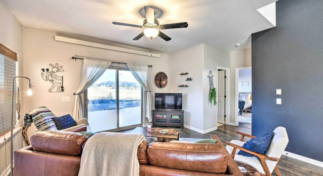 Modern Poncha Springs Townhome w/ Mtn Views!, Prenota Appartamento Salida Colorado