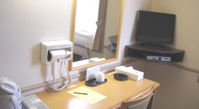 Hotel Crown Hills Tsuchiuraekihigashi, Book Hotel Hoteller i Kita Kanto med parkering, Parkering