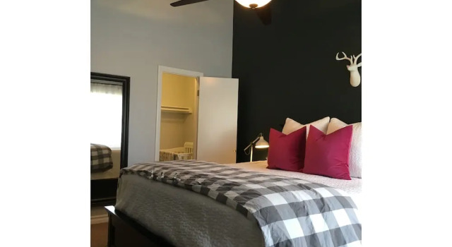 Arendelle 2 Bedrooms 1.5 Bathroom Condo