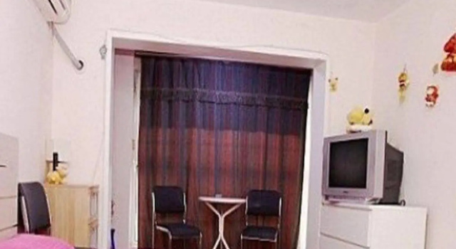 The Home of Tourists, Book Hotel Fengtai 