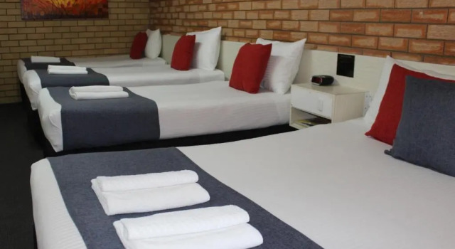 Семейный номер Standard Golden Harvest Motor Inn Moree