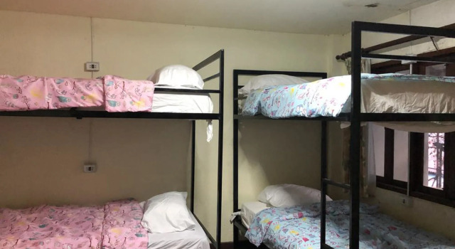 Dikachaya Hostel, Забронировать Хостел Чавенг Самуи, рядом с Театр Самуи, Чавенг
