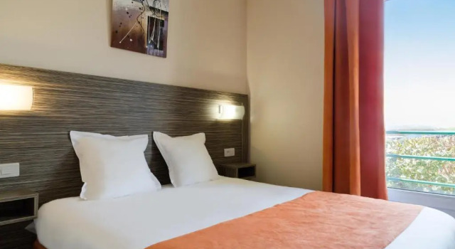 Двухместный номер Comfort The Originals City, Hôtel L'Acropole