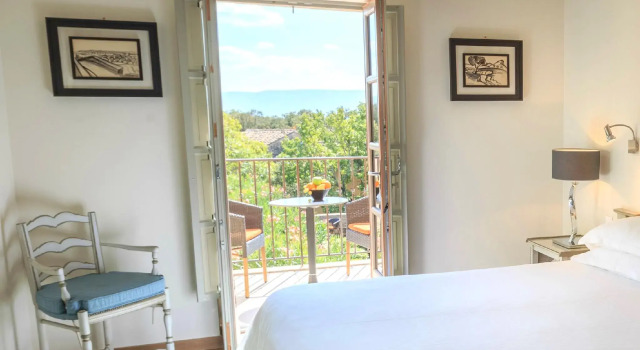 Le Gordos, Rezervovat Hotel Hotely v Gordes s parkováním, Parkování