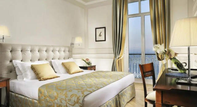 Двухместный номер Superior с балконом и с видом на море Royal Hotel Sanremo