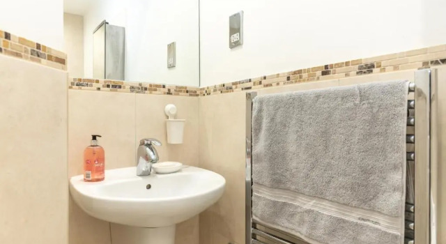 Апартаменты с балконом The Old Library - Newbury Town Centre - Within easy reach of Train Station and Racecourse - Excellent road links via the A34 and M4