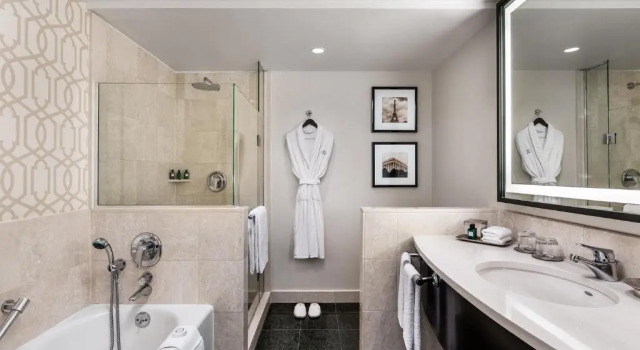 Двухместный номер Superior Sofitel Lafayette Square Washington DC