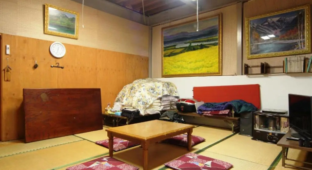 Guesthouse Tomoshibi - Hostel