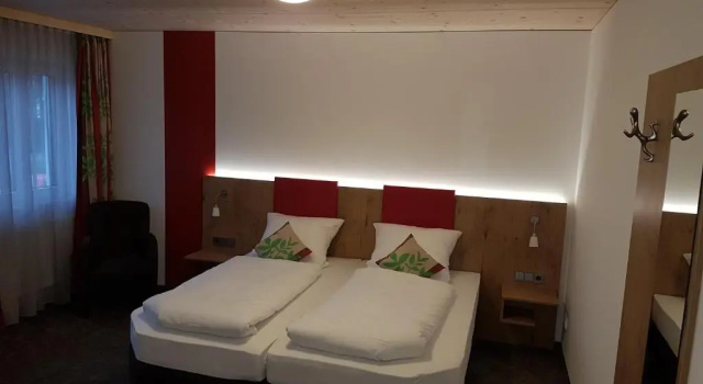 Номер Standard ROOMZ zimmeraufzeit
