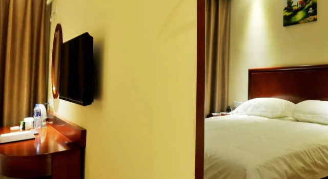 GreenTree Inn Zhoukou Wen Ming Road