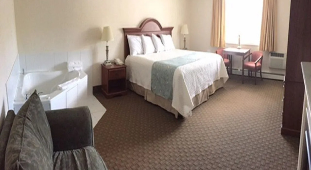 Driftaway Hotel and Pool, Rezerwuj Hotel Hotele w New England z basenem, Basen
