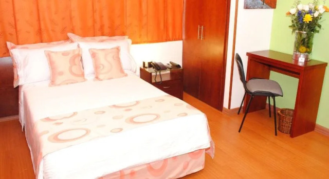 Hotel Plaza 36