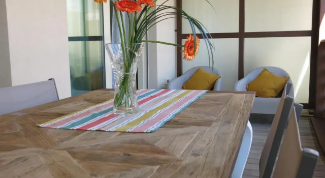 Апартаменты Superior Sea View Embassy Apartment
