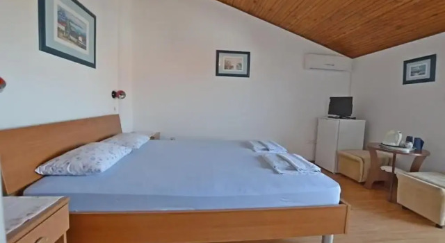 Номер Standard с балконом Apartments and Rooms Viktorija