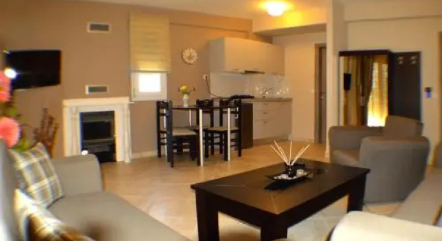 Politia, Book Hotel Drama Macedonia