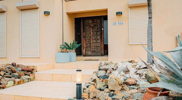 Hillside Retreat in Noord, Varaa Hotelli Noord Aruba