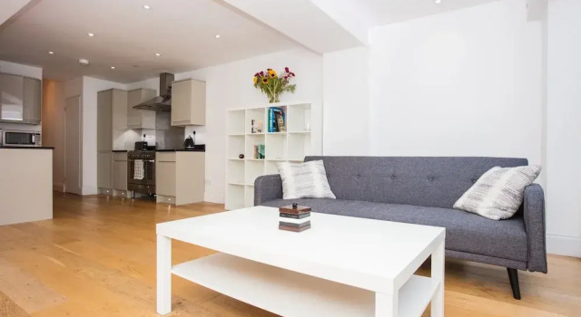 Stunning 2 Bedroom Apartment in Battersea, Забронировать Апартаменты/квартира Апартаменты Лондона, рядом с Центр искусства Battersea, Апартаменты/квартира