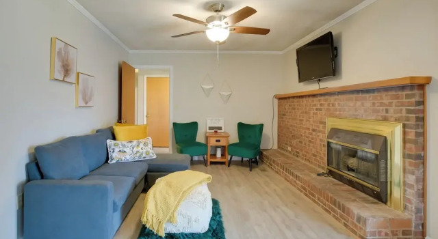 Коттедж Pet-friendly Easley Family House w/ Game Room