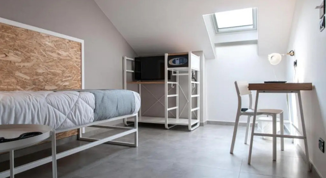 Superior single cameră mansardă Residence Moderno
