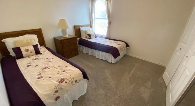 Southern Dunes Pool Villa, Забронировать Дом для отпуска Отели Lakeland - Winter Haven с парковкой, Парковка
