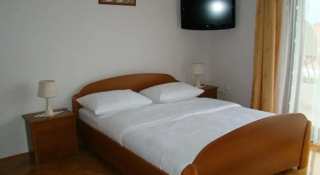 Семейная студия Apartments Villa Sunce