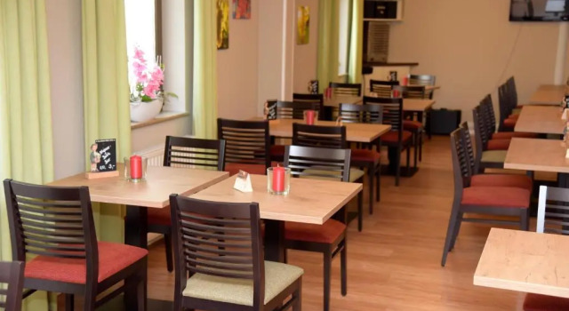 Hotel - Restaurant Baumann, Boek Hotel Freiberg am Neckar 