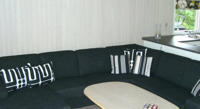 Charming Holiday Home in Rødby Near Sea, Забронировать Отель Крамнитсе Лолланн