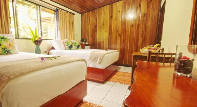 Трёхместный номер Standard Arenal Waterfall Lodge