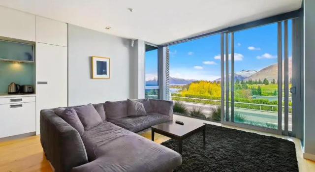 Modern Executive Living in Pounamu - 16, Забронировать Отель Куинстаун 