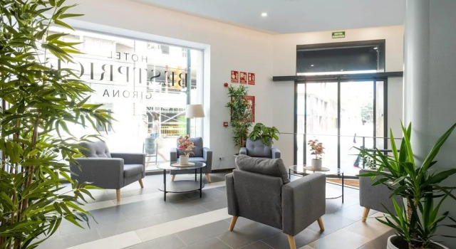 Hotel BESTPRICE Girona, Prenota Hotel Girona Gironès