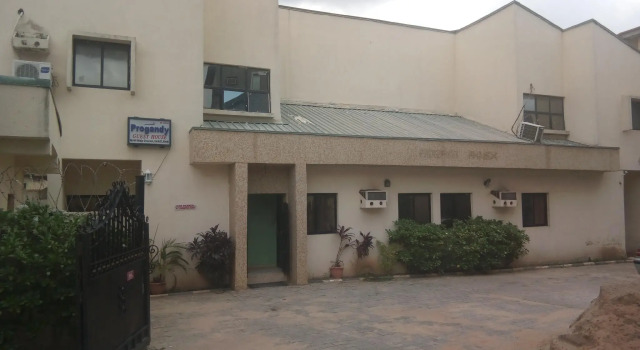 Progandy Guest House Annex, Забронировать Гостевой дом Отели Garki с завтраком, Завтраки