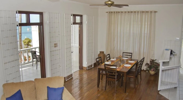 Amazing Beach Front Villa on the South Coast, Prenota Villa Worthing Barbados