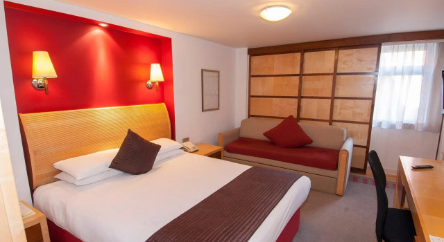 The Bell Hotel Epping, Забронировать Отель Отели Англии 3 звезды, 3*